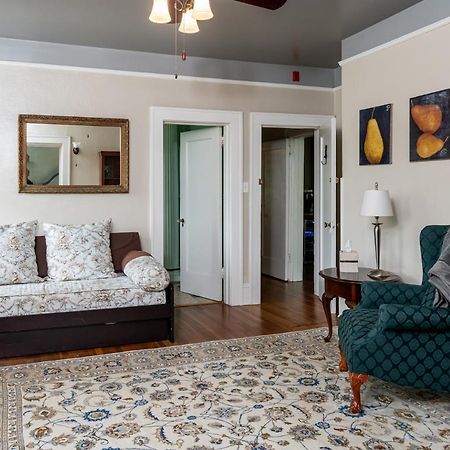 Sweet Biscuit Inn Эшвилл Экстерьер фото